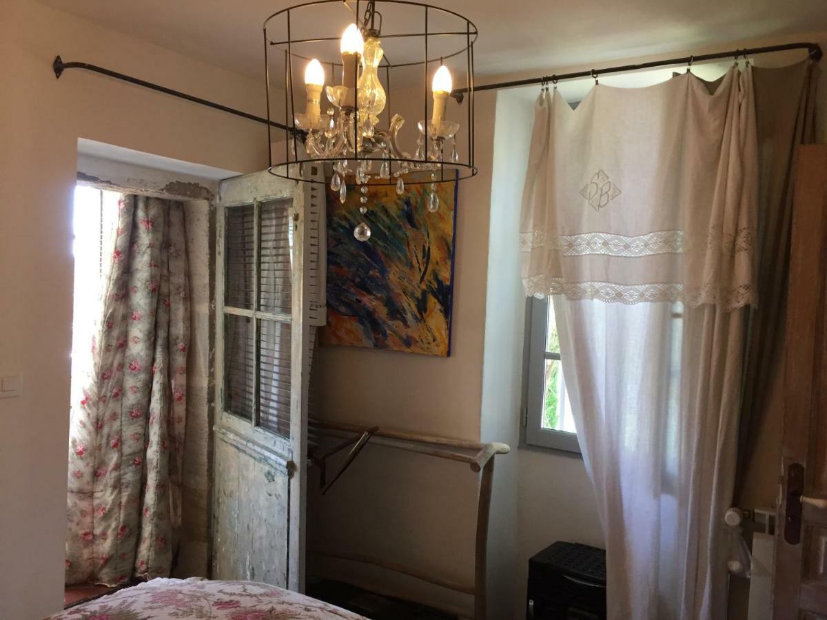 Lilas-Rose Hotel Figeac Bagian luar foto